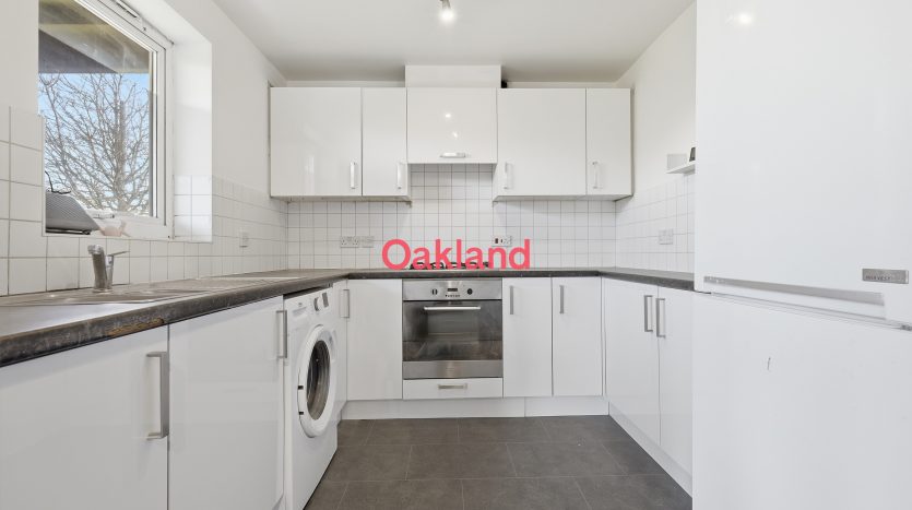 2 Bedroom  For Sale in Hawkesbury Close, Ilford, IG6 