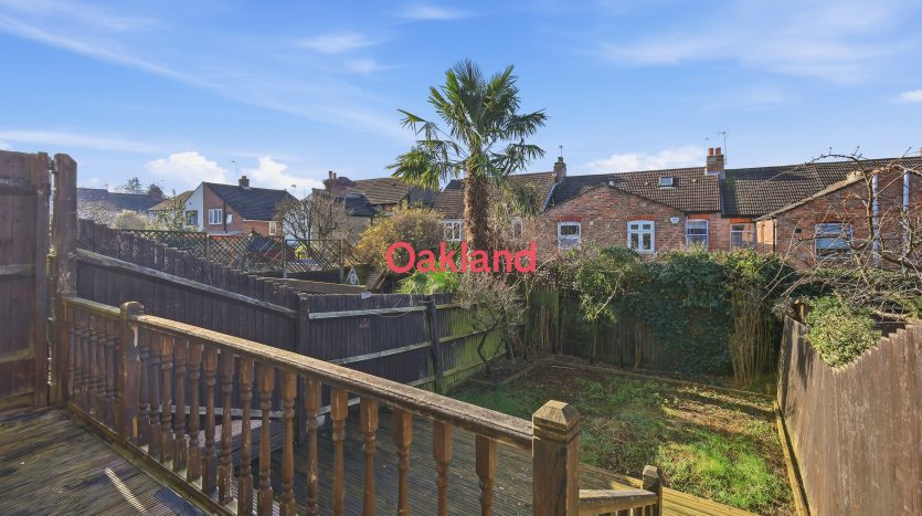 3 Bedroom  To Rent in Turpins Lane, Woodford Green, IG8 