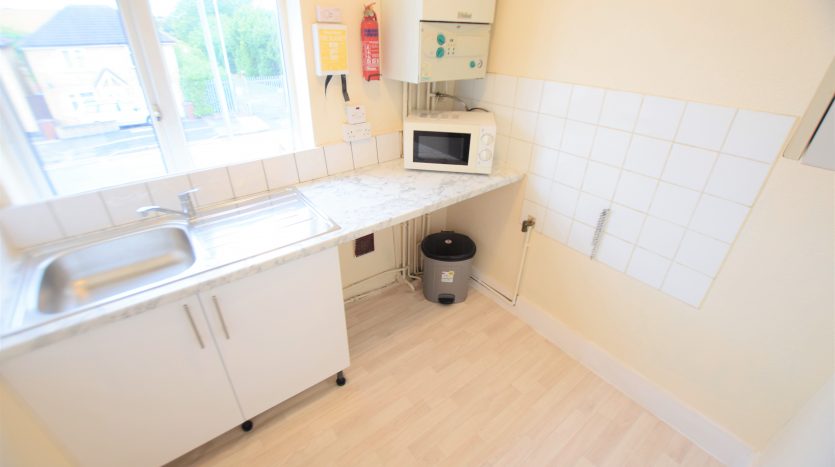 1 Bedroom  To Rent in 32a Whalebone Lane South, Dagenham, RM8 