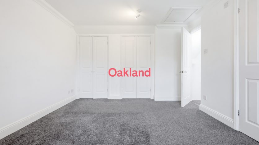 3 Bedroom Terraced House To Rent in Turpins Lane, Woodford Green, IG8 