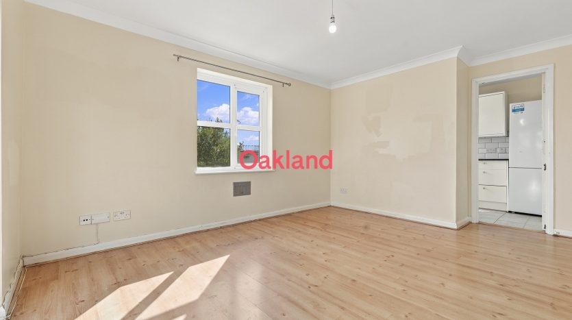 2 Bedroom  For Sale in Lavender Place, Ilford, IG1 