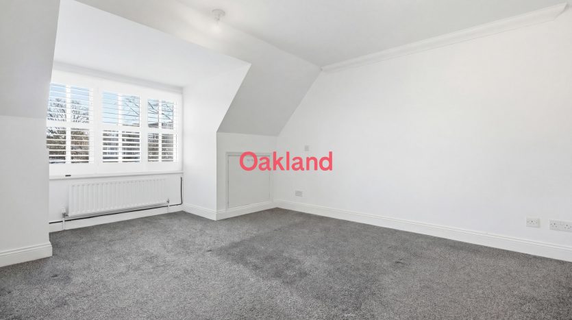 3 Bedroom Terraced House To Rent in Turpins Lane, Woodford Green, IG8 