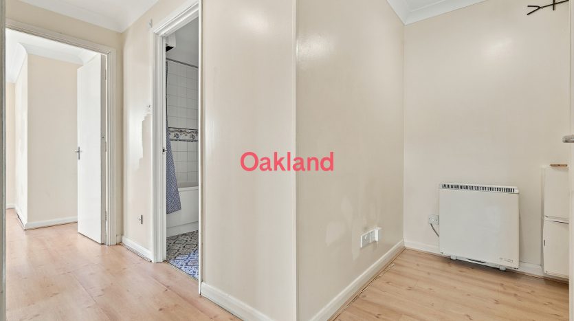 2 Bedroom  For Sale in Lavender Place, Ilford, IG1 