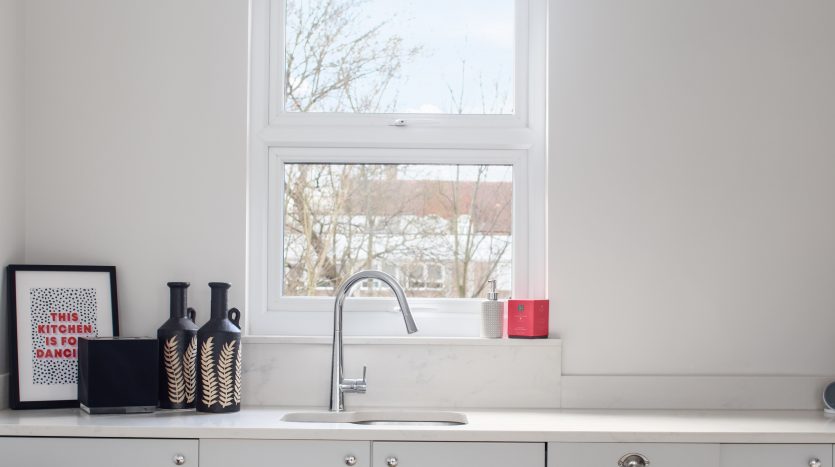 2 Bedroom Flat To Rent in First Floor Flat, London, SE18