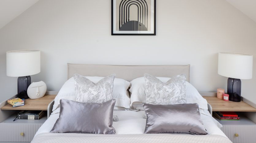 2 Bedroom Flat To Rent in First Floor Flat, London, SE18