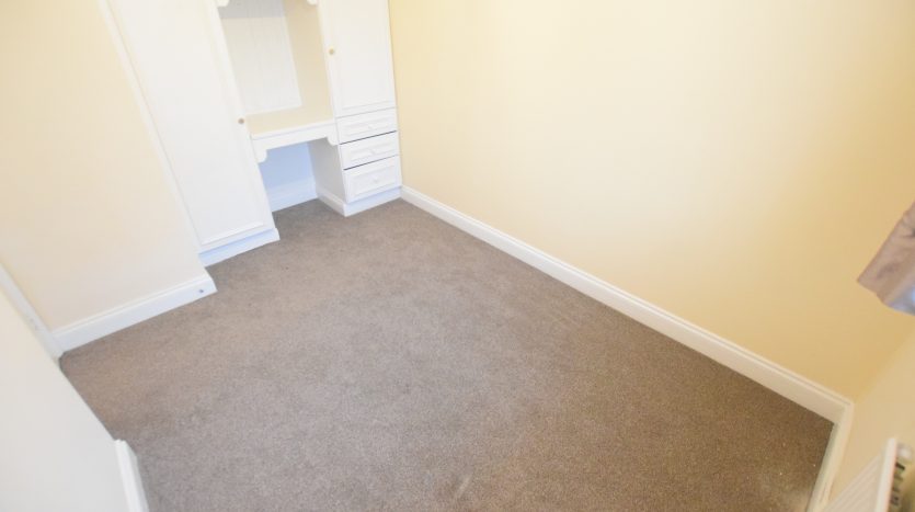 5 Bedroom Terraced House To Rent in Tollgate Road, London, E6 5