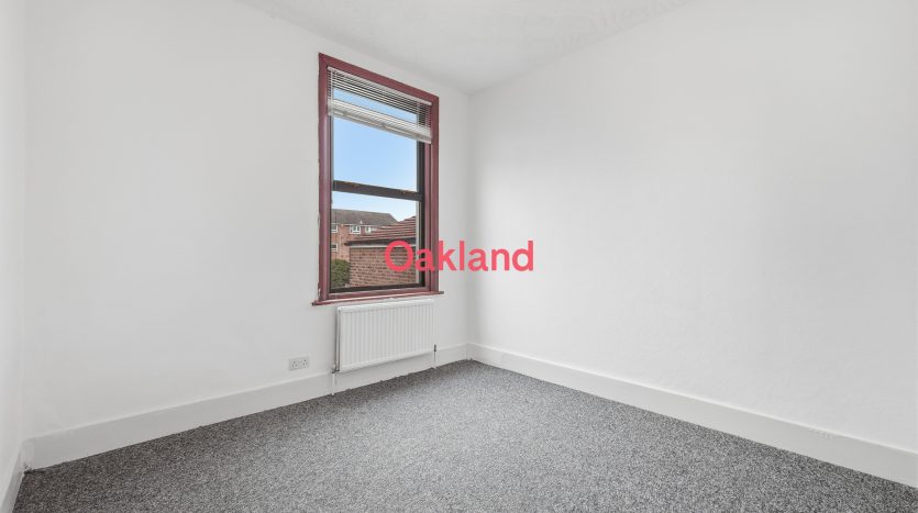 3 Bedroom Terraced House For Sale in Shakespeare Crescent, London, E12 