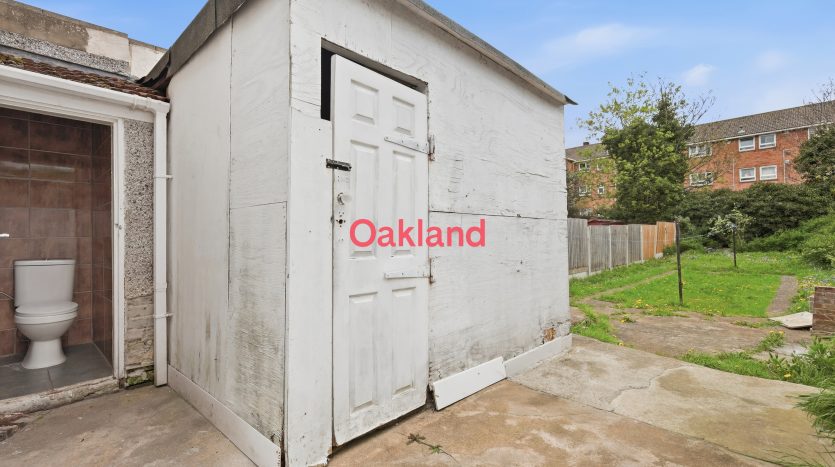 3 Bedroom Terraced House For Sale in Shakespeare Crescent, London, E12 