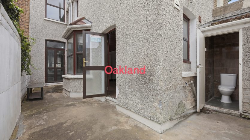 3 Bedroom Terraced House For Sale in Shakespeare Crescent, London, E12 