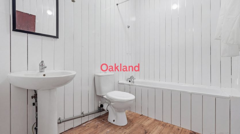 2 Bedroom  To Rent in 679A (Top Flat) Romford Road (SUB), Manor Park, E12 