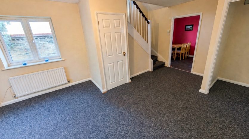 2 Bedroom Terraced House To Rent in Heathfield Park Drive, Romford, RM6 