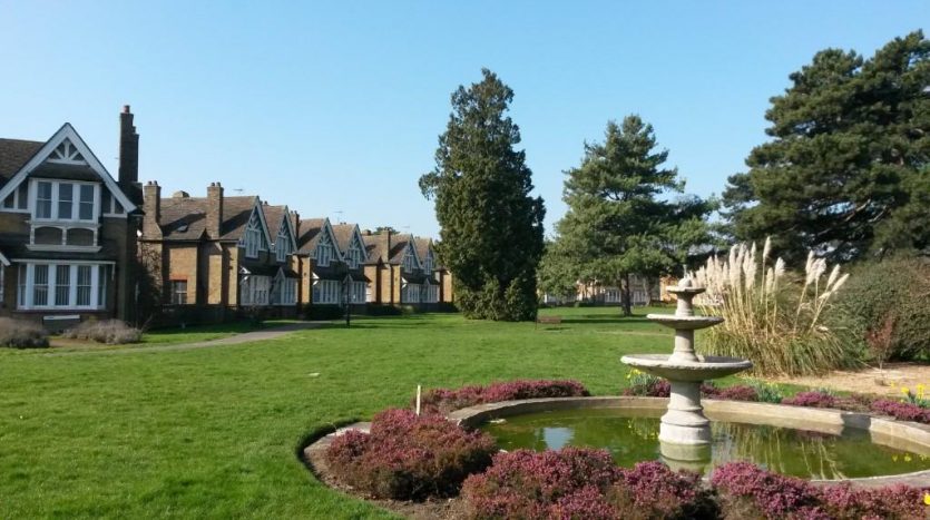 2 Bedroom  To Rent in Flat 23, Ilford, IG6 