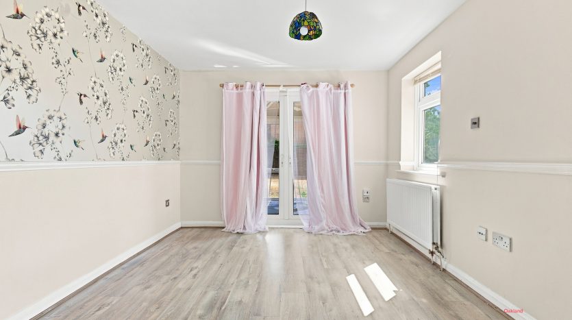 3 Bedroom  For Sale in Express Drive, Ilford, IG3 