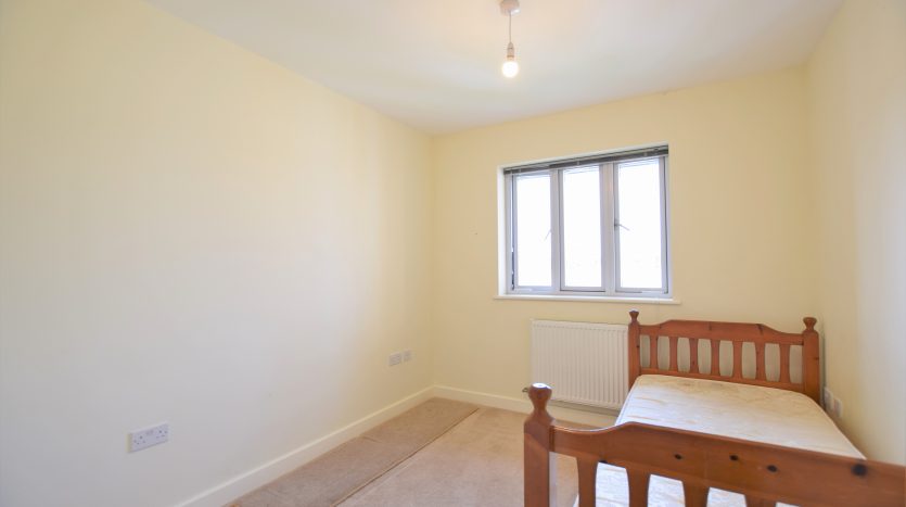 2 Bedroom  To Rent in Flat 23, Ilford, IG6 