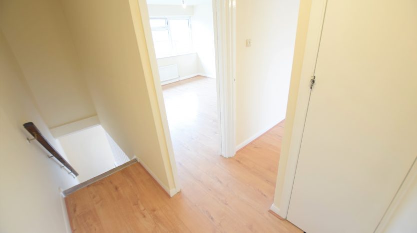 2 Bedroom  To Rent in The Coppins Chadwell Avenue, Romford, RM6 