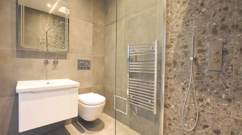 2 Bedroom  To Rent in Impact House 181-185 High Road, Chigwell, IG7 