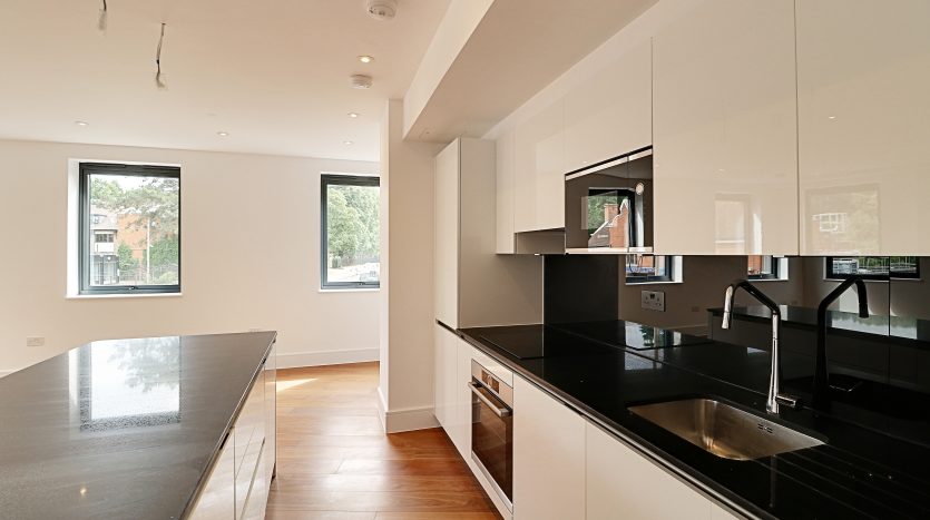 2 Bedroom  To Rent in Impact House 181-185 High Road, Chigwell, IG7 
