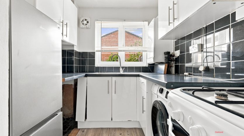 3 Bedroom  For Sale in Express Drive, Ilford, IG3 