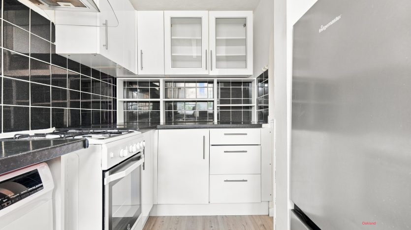 3 Bedroom  For Sale in Express Drive, Ilford, IG3 