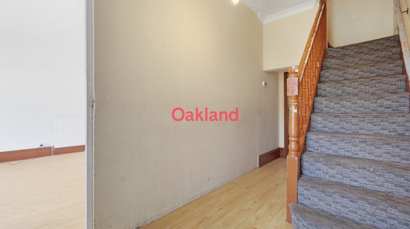 4 Bedroom  For Sale in Brisbane Road, Ilford, IG1 