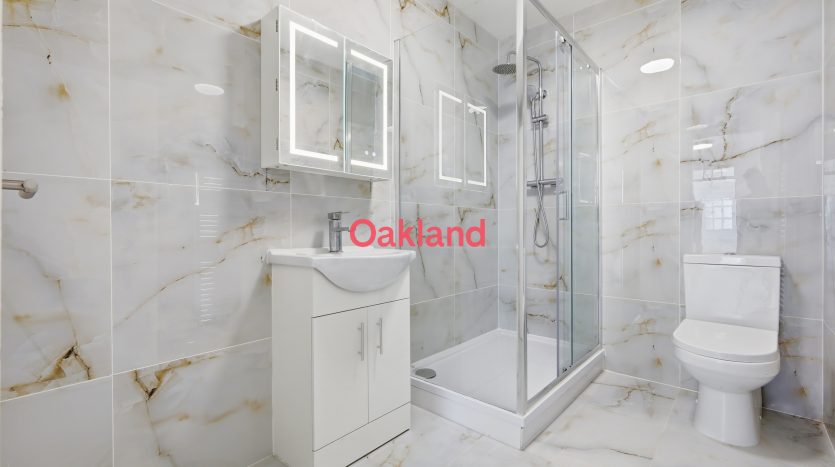 3 Bedroom  To Rent in Woodcote Avenue, Hornchurch, RM12
