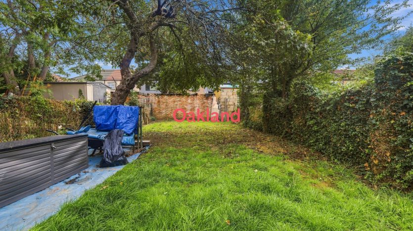 4 Bedroom  To Rent in Mortlake Road, Ilford, IG1 