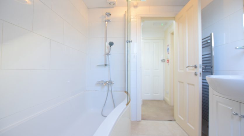 1 Bedroom  To Rent in Unit 1 Second Floor 22 Ashgrove Road, Ilford, IG3 