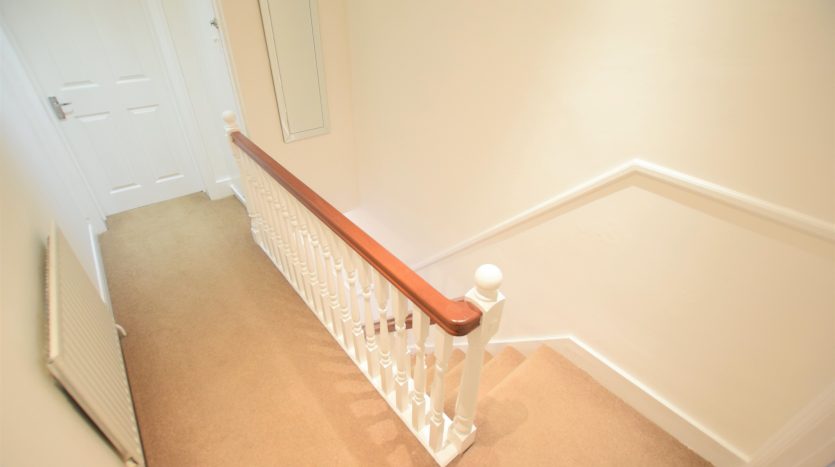 2 Bedroom  To Rent in Netley Road, Ilford, IG2 